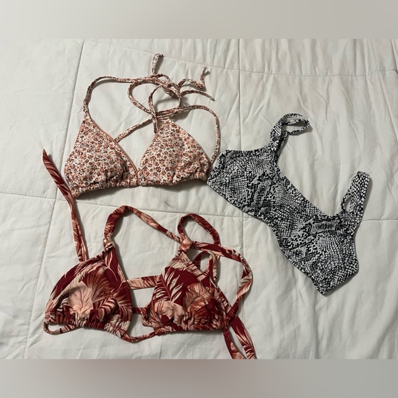Xhilaration Other - Bikini top bundle